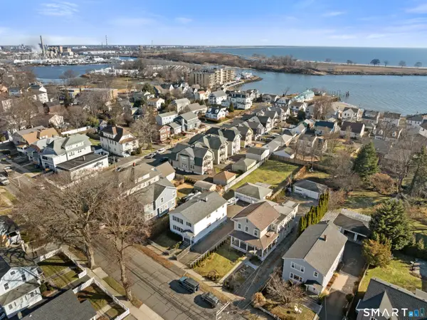 318 Grovers Avenue, Bridgeport, CT 06605