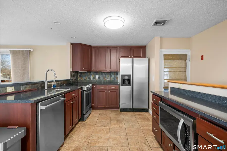 30 Jackson Street, Windsor Locks, CT 06096 - Image #3