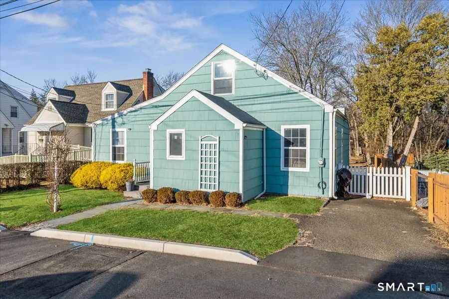 11 Margaret Street, Norwalk, CT 06851 - Image #2