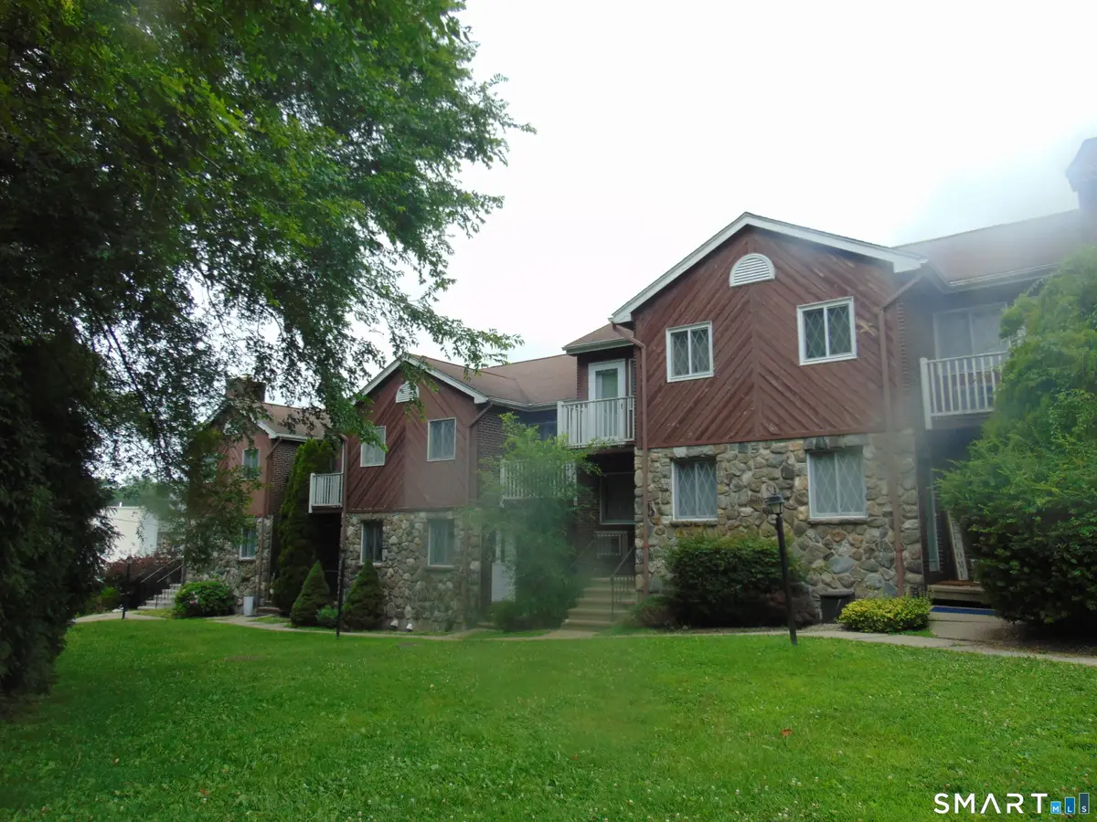 238 Anderson Avenue #APT A, Waterbury, CT 06708 - Image #1