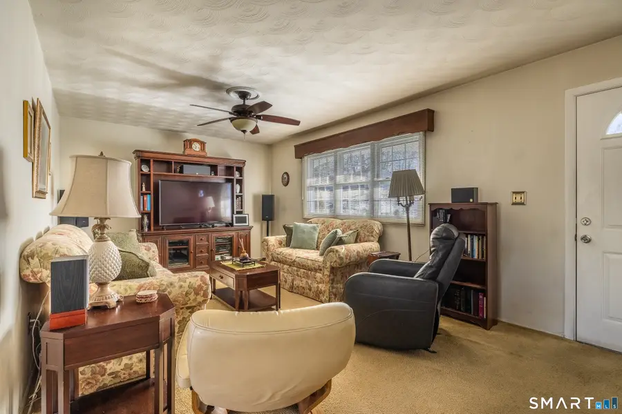 31 Plaskon Drive, Shelton, CT 06484 - Image #2