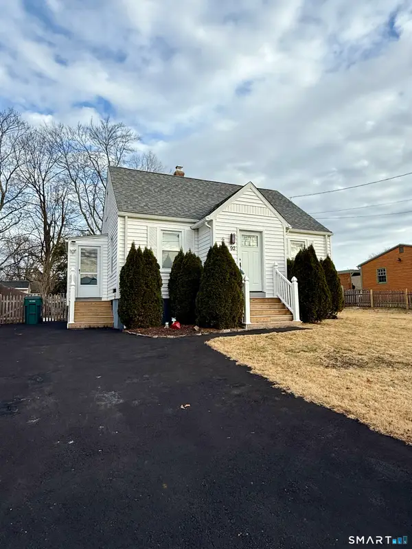 92 Garfield Road, Bristol, CT 06010