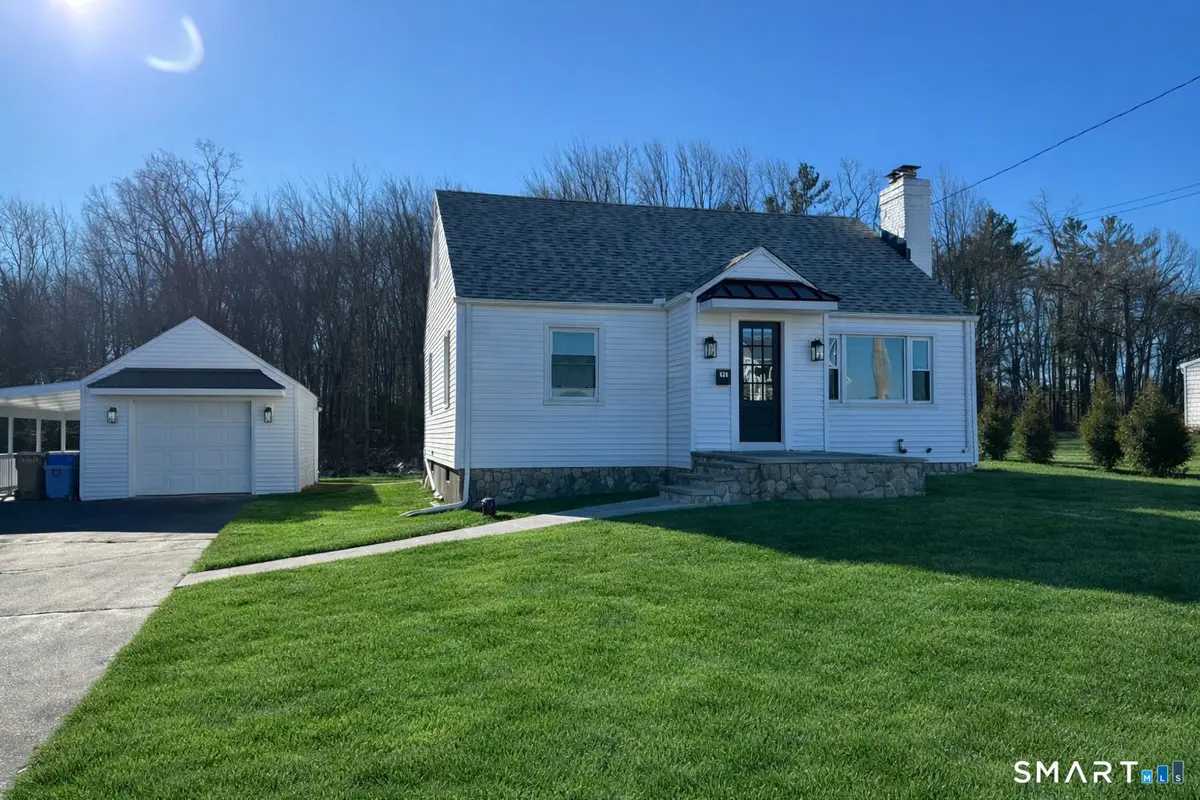 424 Waverly Road, Shelton, CT 06484 - Image #1