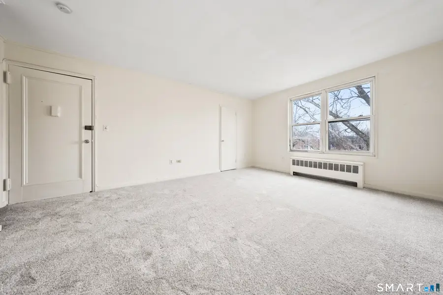 46 Nob Hill Circle #C, Bridgeport, CT 06610 - Image #3