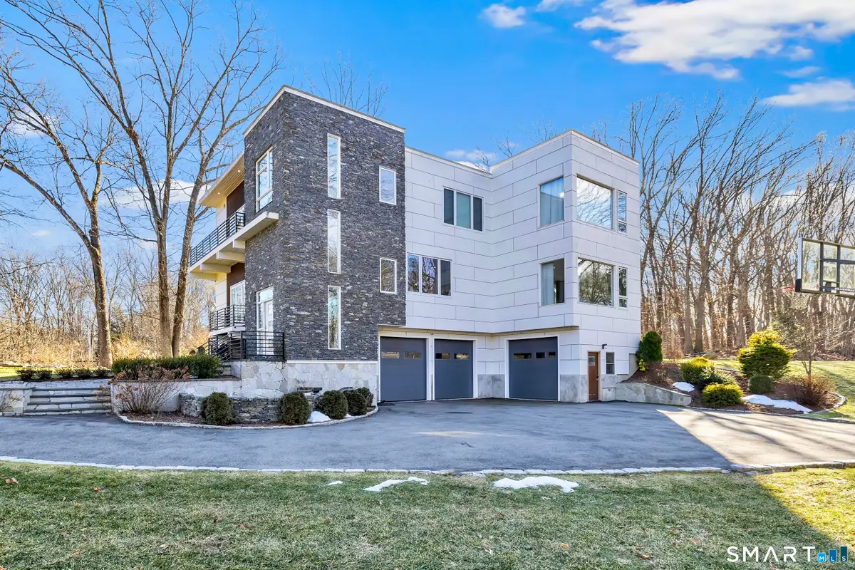 1030 Beechlawn Terrace, Orange, CT 06477 - Image #1