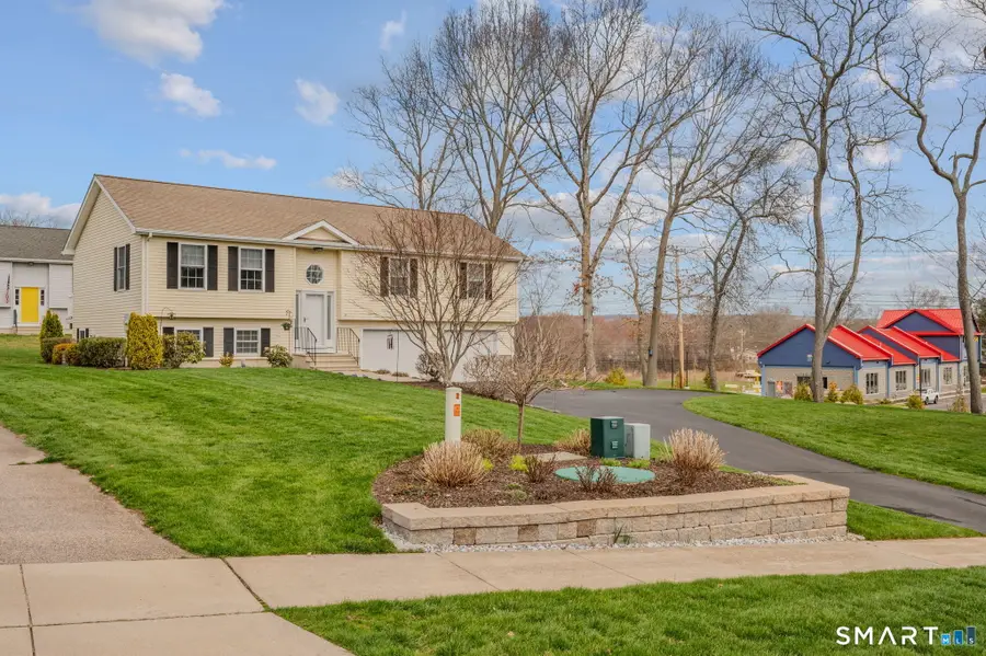 8 Heartwell Drive, Groton, CT 06340 - #3