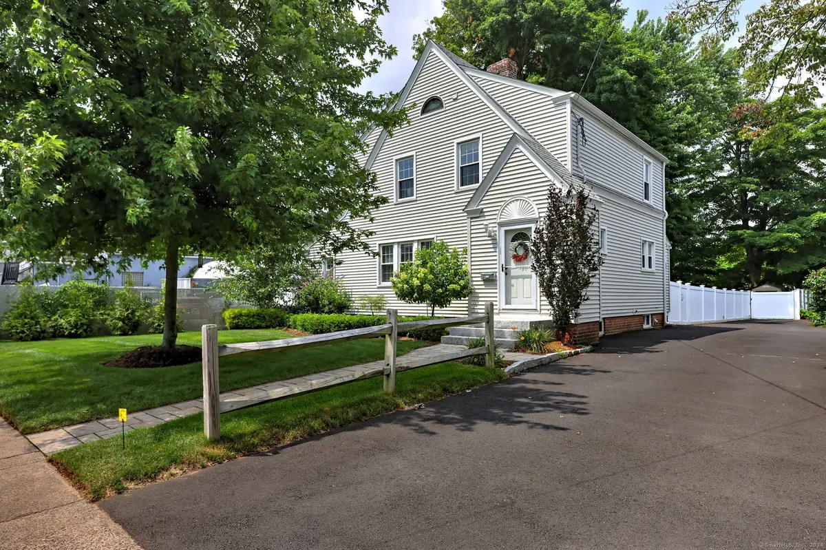 18 Day Spring Avenue, Hamden, CT 06518 - Image #1