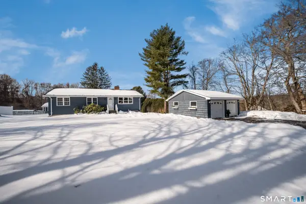 15 Wahconah Drive, Bozrah, CT 06334