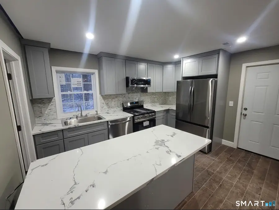 1050 Jarvis Street, Cheshire, CT 06410 - Image #3