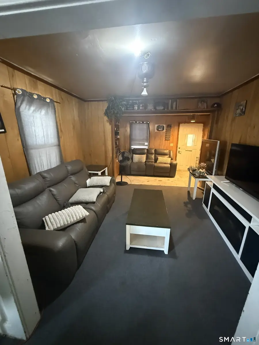 75 Frank Street, Stamford, CT 06902 - Image #3