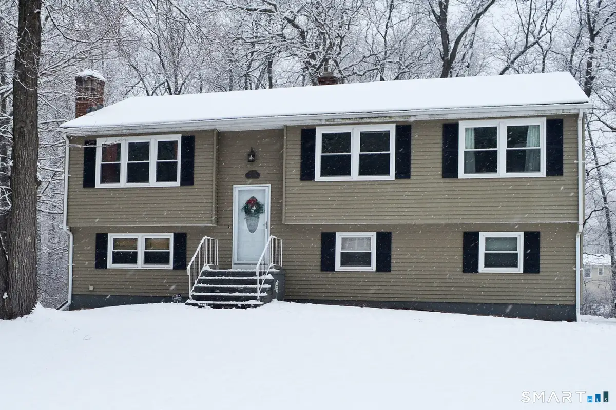 238 Willowcrest Drive, Windsor, CT 06095 - #1