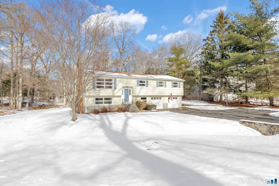 71 Laurel Wood Drive, Shelton, CT 06484 - Image #2
