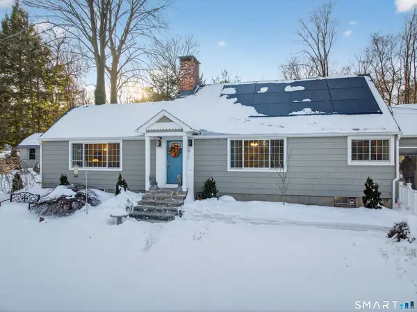 29 South Mountain Drive, New Britain, CT 06052