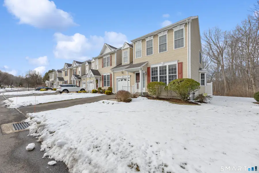 21 Fieldstone Court #21, North Haven, CT 06473 - Image #2