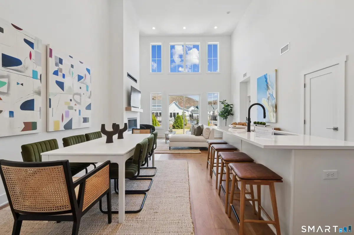 5 Edgewood Way #25, Woodbridge, CT 06525 - Image #1