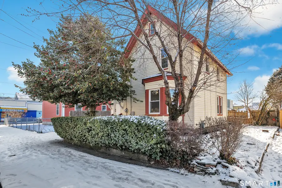 252 Shelton Street, Bridgeport, CT 06608 - Image #2