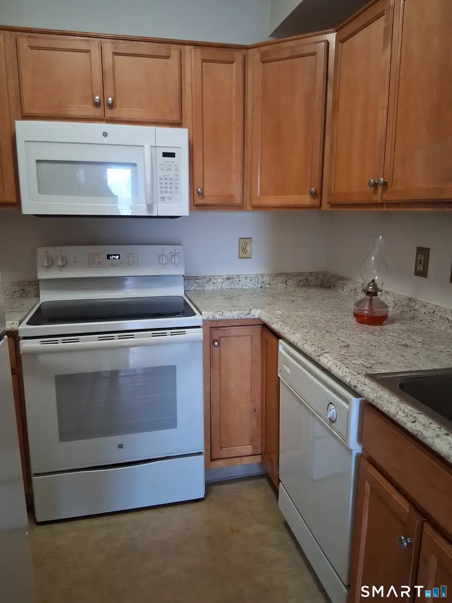 75 Washington Avenue #2-402, Hamden, CT 06518 - Image #3