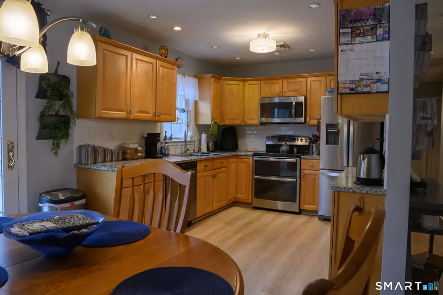 8B Kayview Avenue, Bethel, CT 06801 - #3