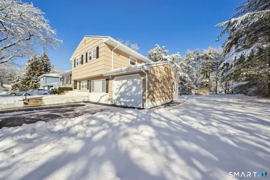10 Algonquin Road, Norwalk, CT 06851 - Image #3
