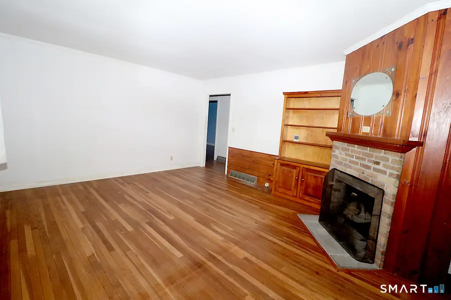 15 Connelly Road, New Milford, CT 06776 - Image #3