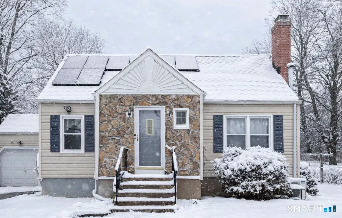 190 Chestnut Street, Manchester, CT 06040 - #1