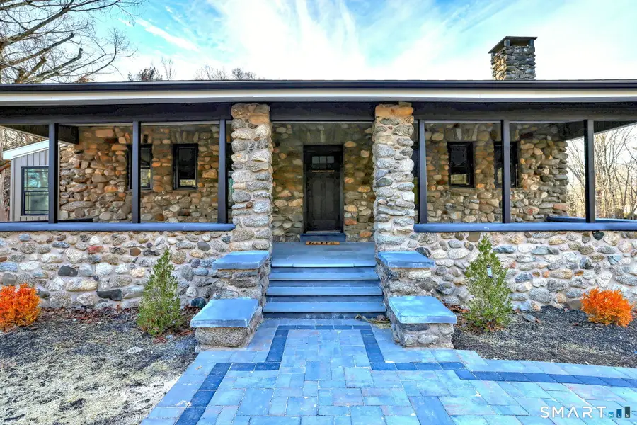 884 Grassy Hill Road, Orange, CT 06477 - #2