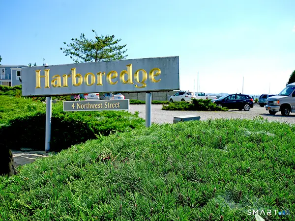 4 Nw Street #B-12, Stonington, CT 06378