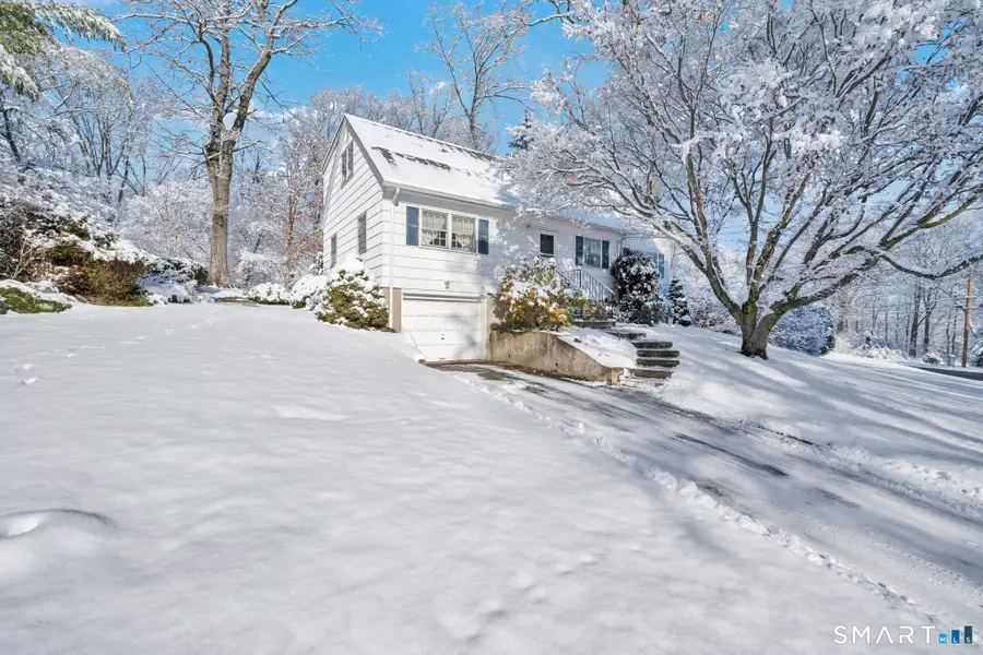 415 Cascade Drive, Fairfield, CT 06825 - Image #3