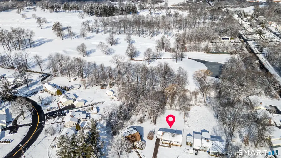 22 Mohawk Circle, Newington, CT 06111 - #3