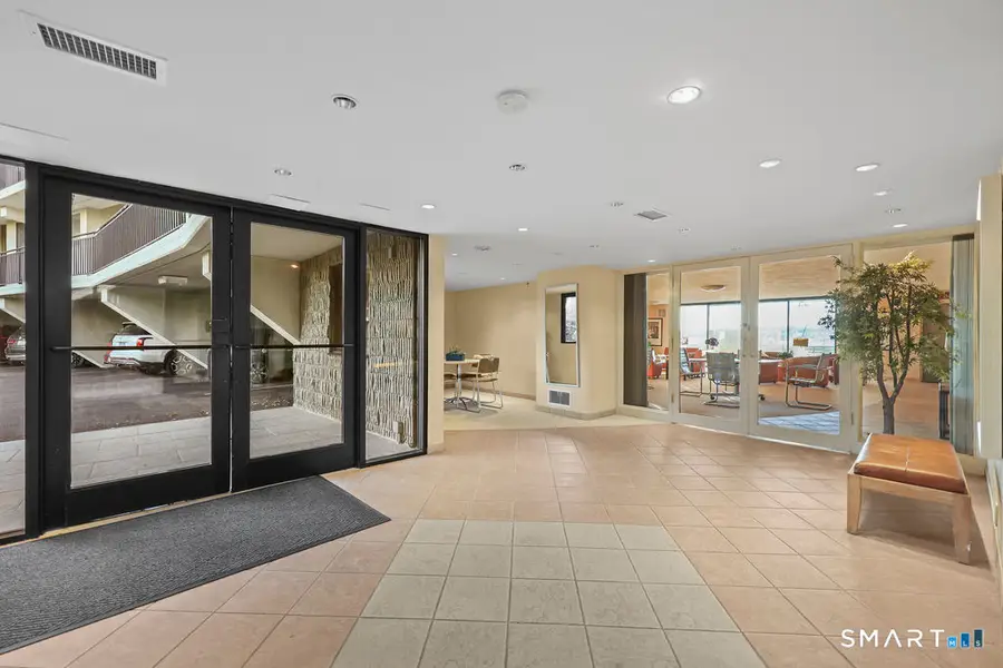 100 Seaview Avenue #2J, Norwalk, CT 06855 - #3