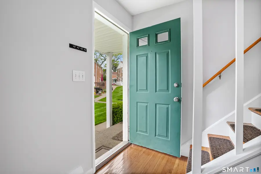 240 Sunnyridge Avenue #APT 63, Fairfield, CT 06824 - Image #2