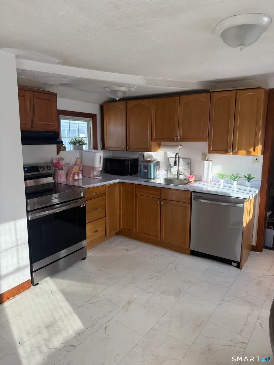 9 Brown Avenue, Windsor, CT 06095 - #3