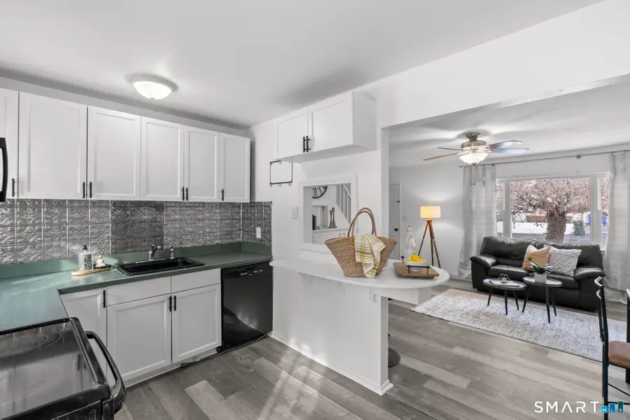 171 Oconnell Drive, East Hartford, CT 06118 - Image #3