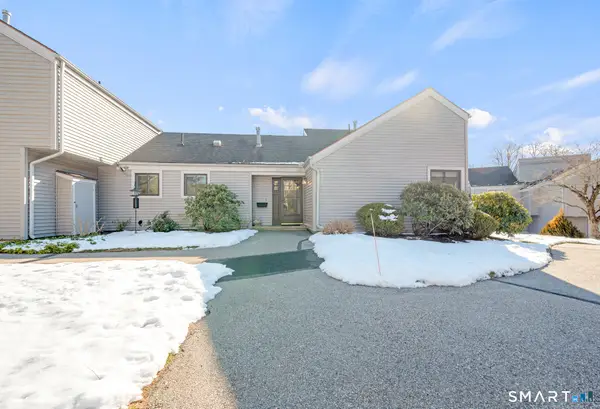 168 Hollister Way South, Glastonbury, CT 06033