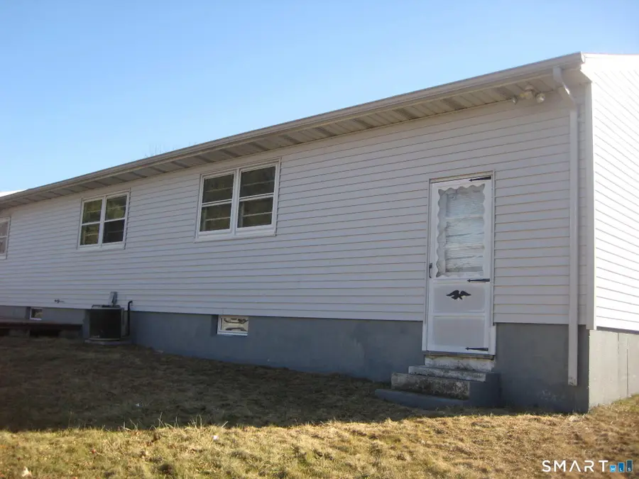 63 Cynthia Drive, West Haven, CT 06516 - Image #2