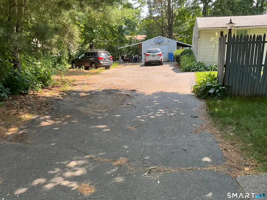 265 Oakland Street, Manchester, CT 06042 - Image #3