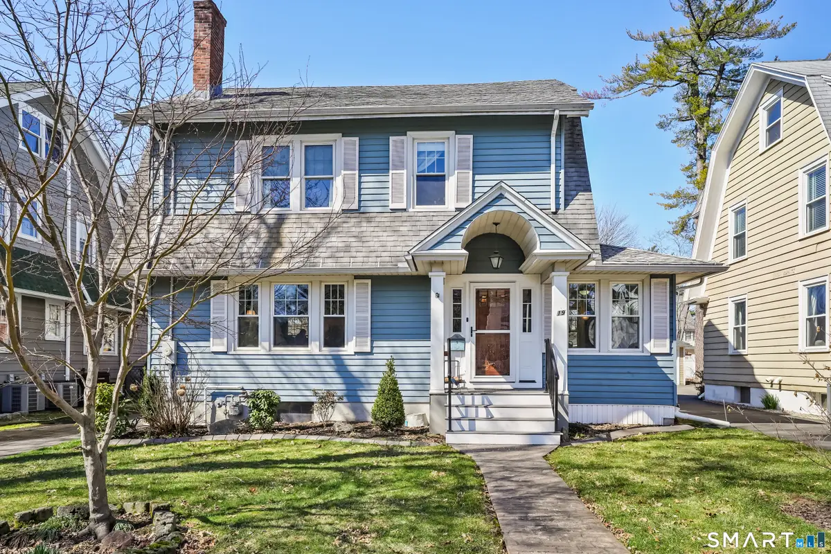 19 Westfield Road, West Hartford, CT 06119 - #1