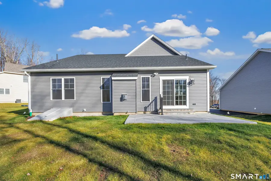 4 Woods View Lane, Shelton, CT 06484 - Image #2