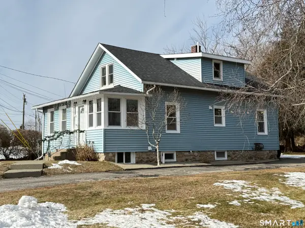 2 Harbor View Avenue, Waterford, CT 06385