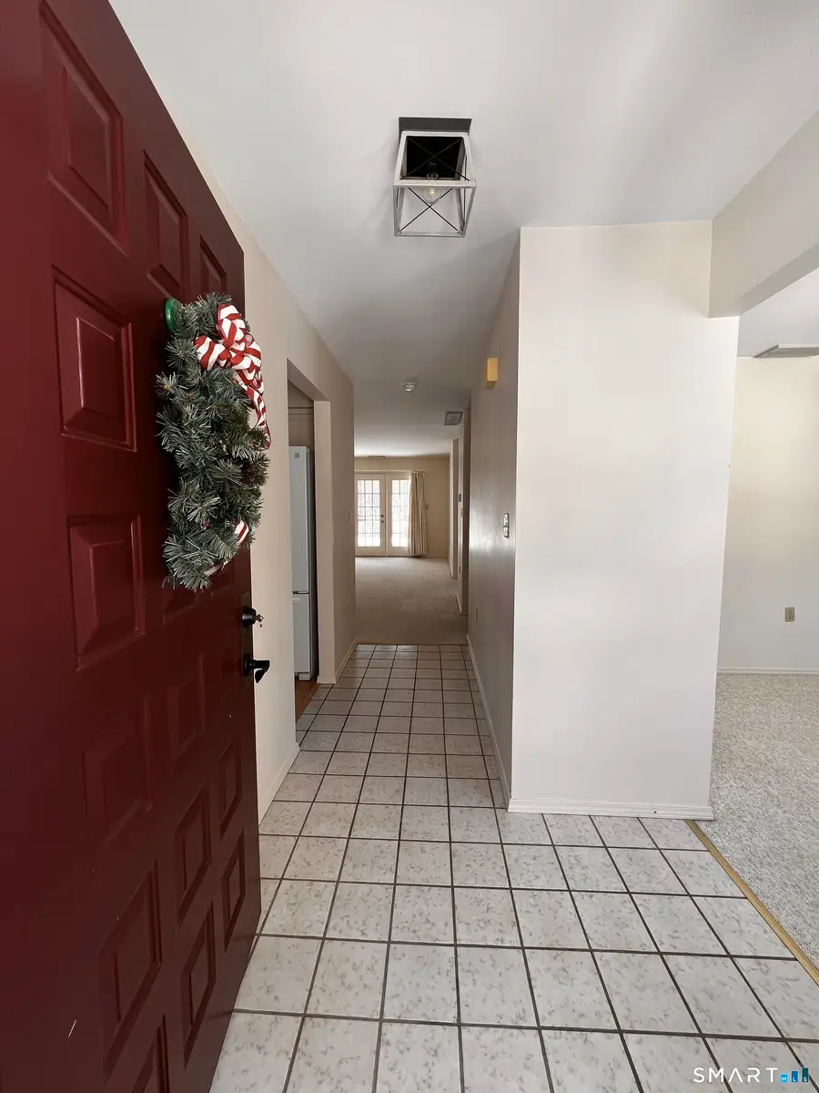 35 Nutmeg Road #Apt D1, Middlebury, CT 06762 - Image #2