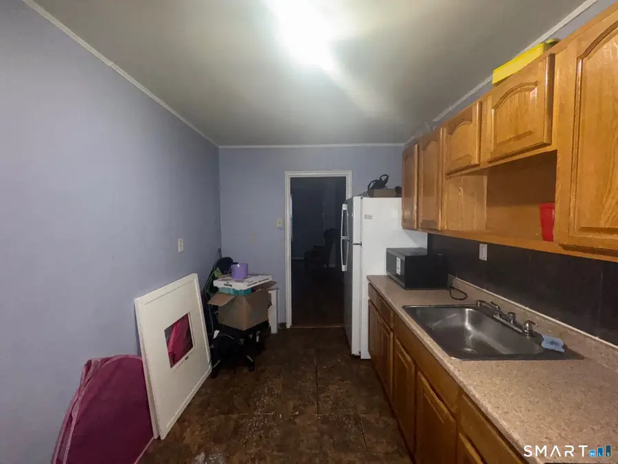 154 Virginia Avenue #B, Bridgeport, CT 06610 - Image #2