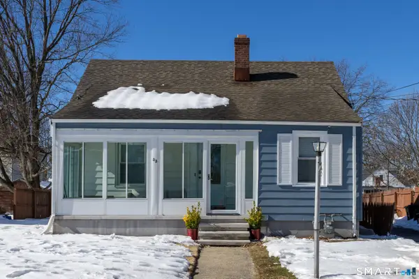 33 Sands Place, Stratford, CT 06615