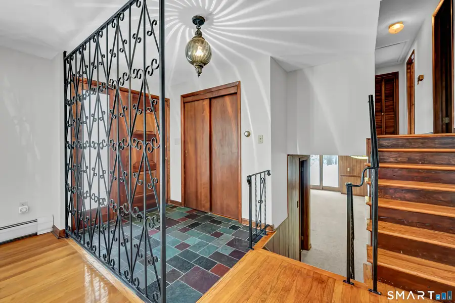 95 Masna Place, Stratford, CT 06614 - Image #3