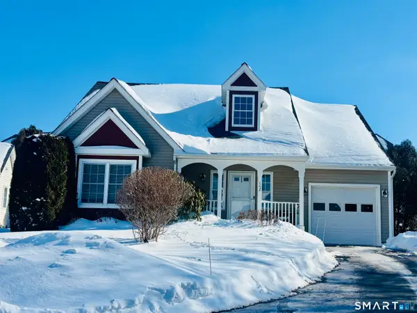 162 Thistle Pond Drive #162, Bloomfield, CT 06002