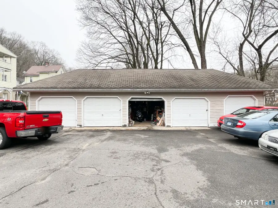 22 Woodbridge Avenue, Ansonia, CT 06401 - Image #3