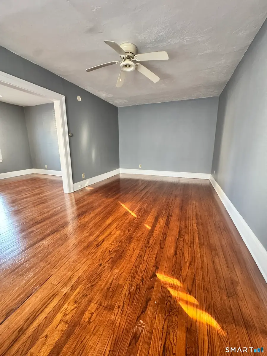 26 Lander Street, New Haven, CT 06511 - #3