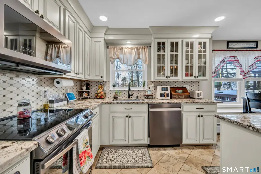 24 Colonial Ridge Drive, Gaylordsville, CT 06755 - Image #3