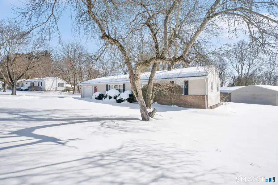 4 Gregory Road, Wallingford, CT 06492 - Image #2