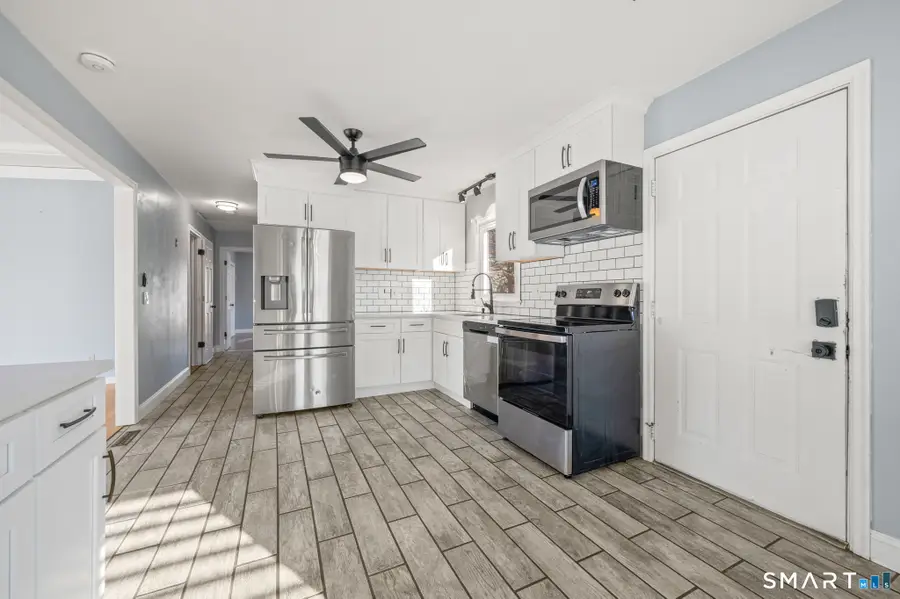 24 Pearl Street, Glastonbury, CT 06033 - Image #3