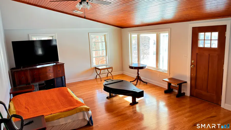 16 Grand Street, Thomaston, CT 06787 - #3